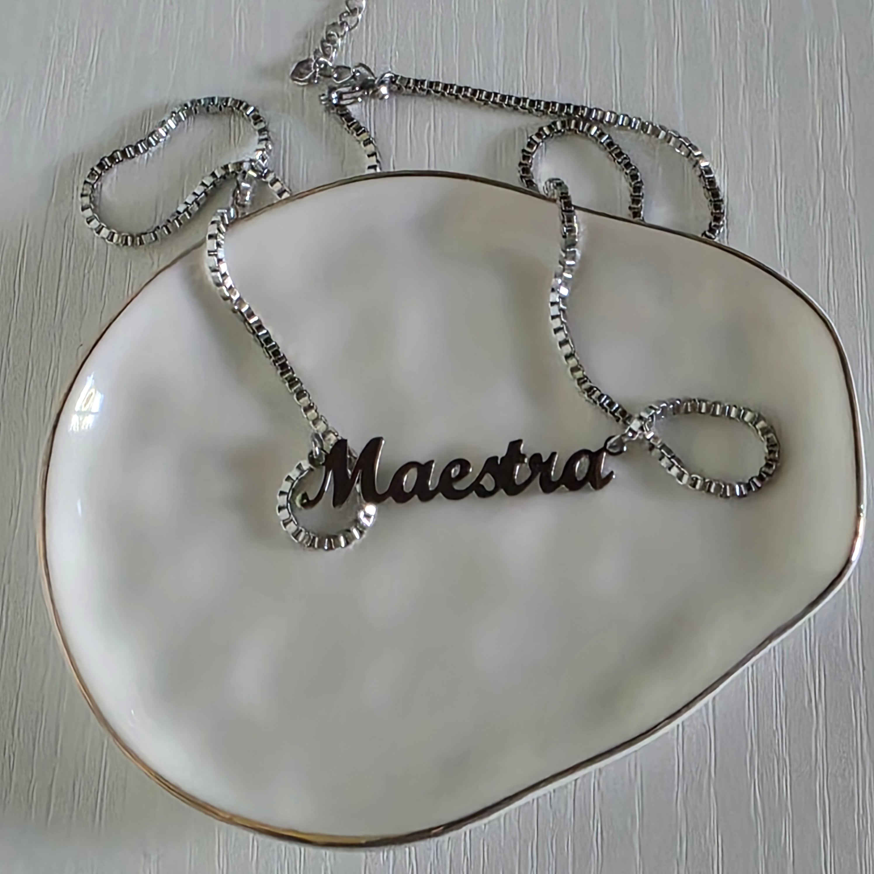 ✨ Collar “Maestra” - Elegancia que Inspira ✨