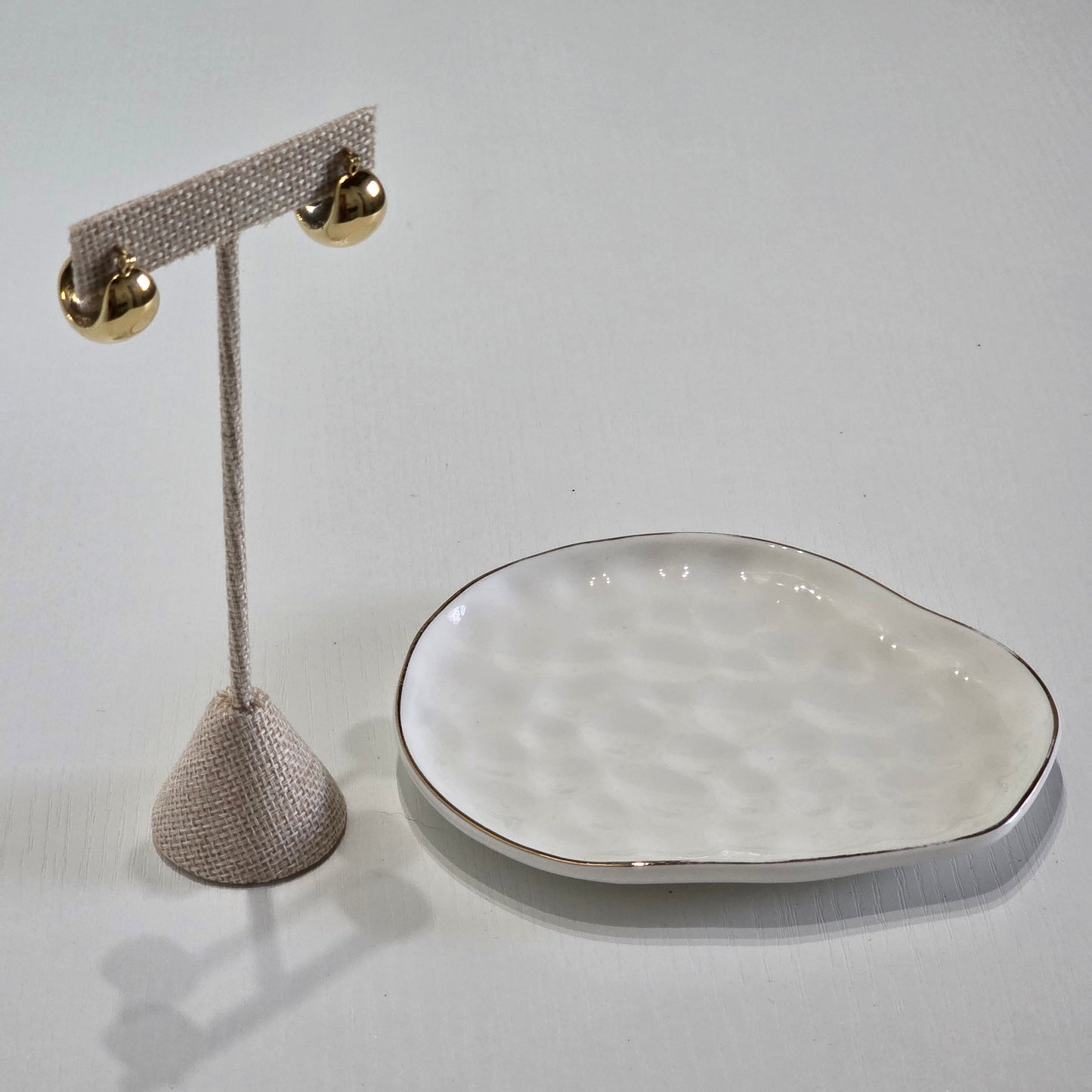 Aretes Minimalistas y Elegantes