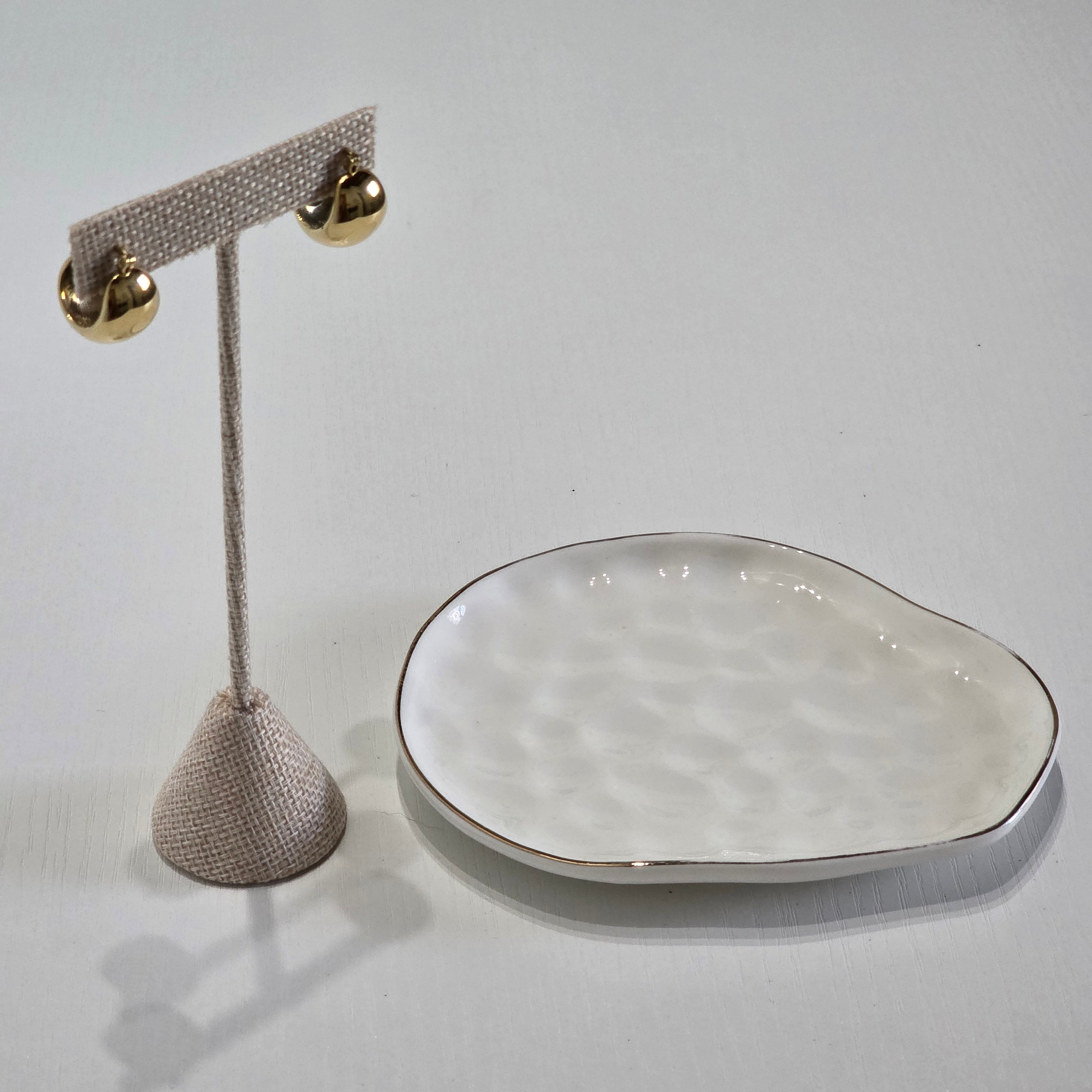 Aretes Minimalistas y Elegantes